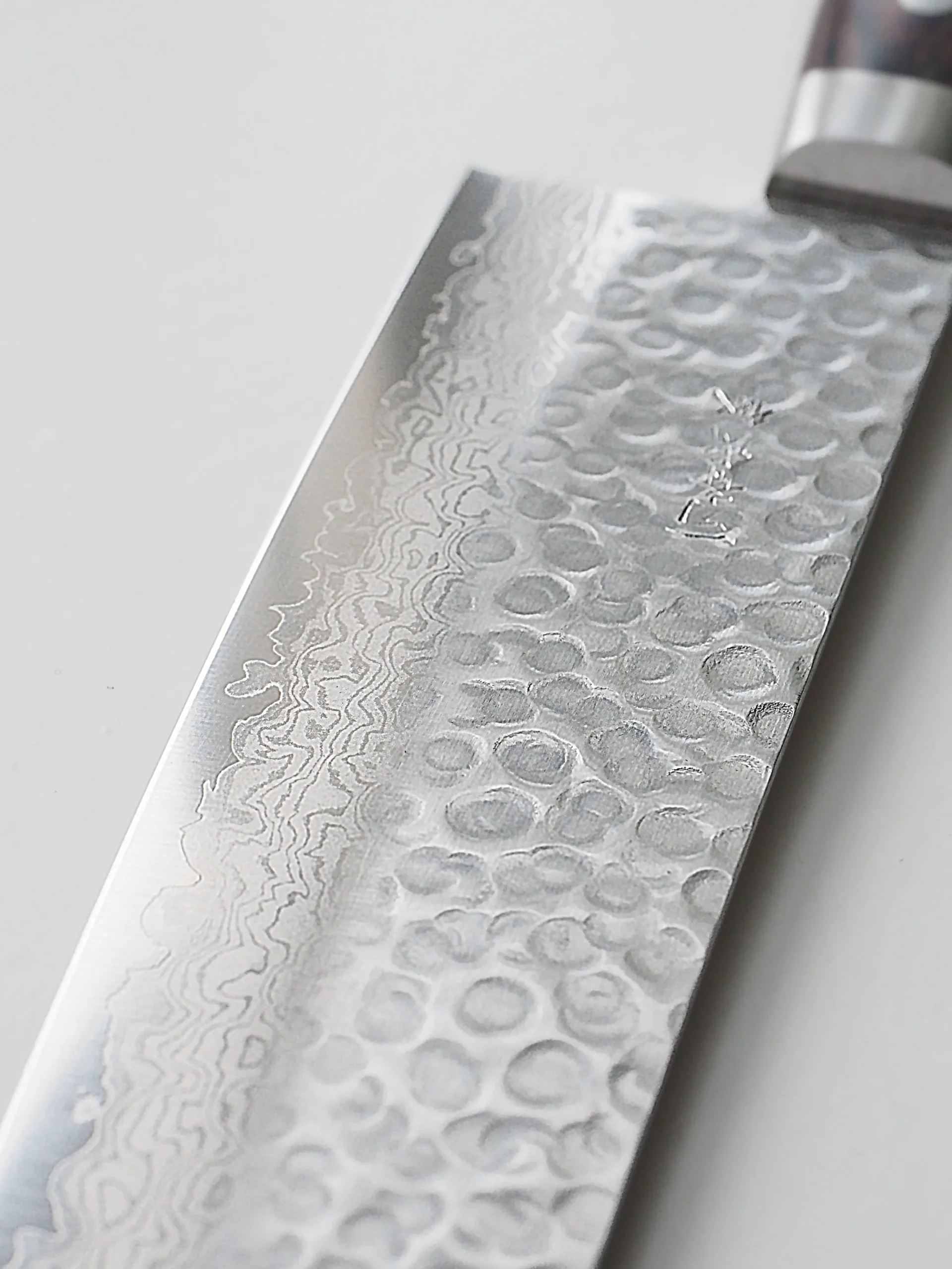 Fars Dags Gave|Mahogni Skaft^SERAMIKKU Gyuto kniv | 24 cm | Mahogni