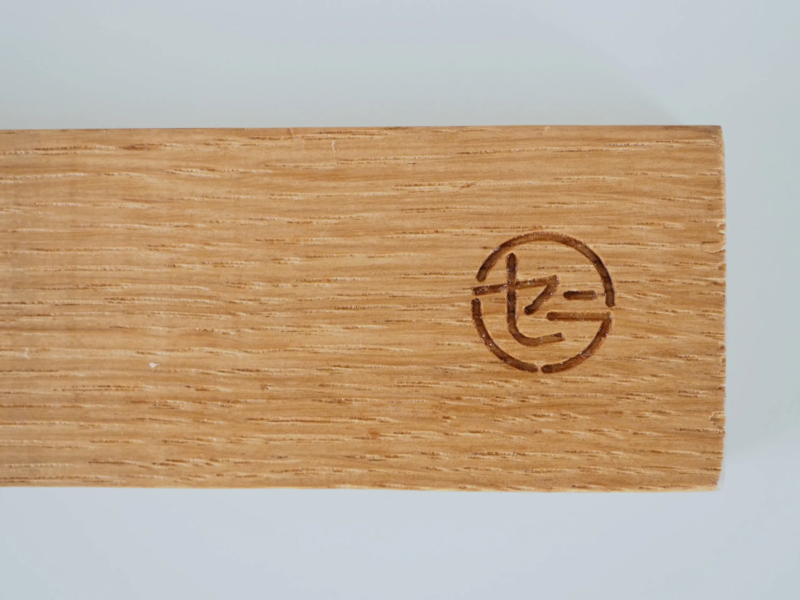 Knivtilbehør^SERAMIKKU Knivholder (2. sortering)