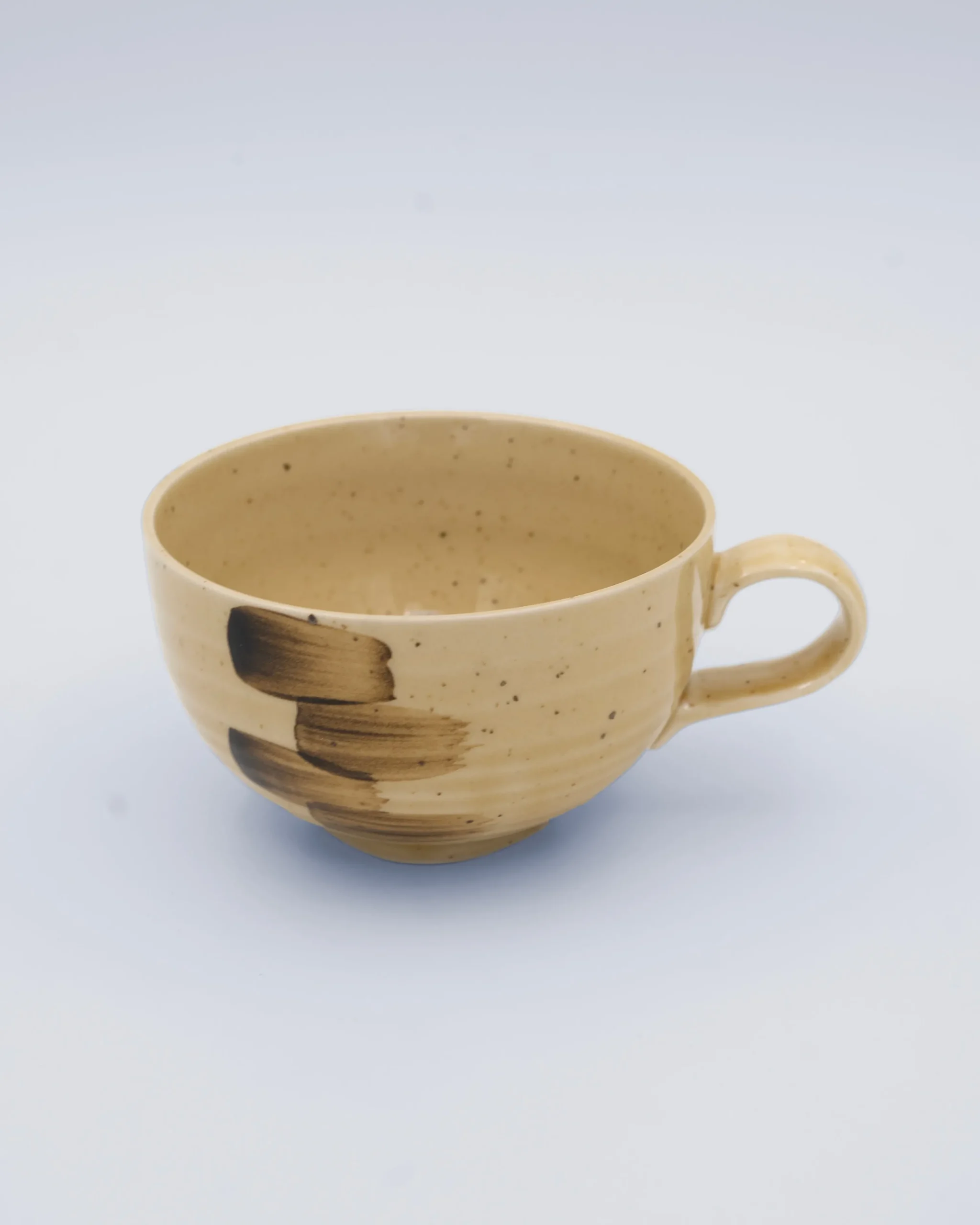 Barselsgave|Krus Og Kopper (kaffe Og Te)^SERAMIKKU Stort brunt krus med hank